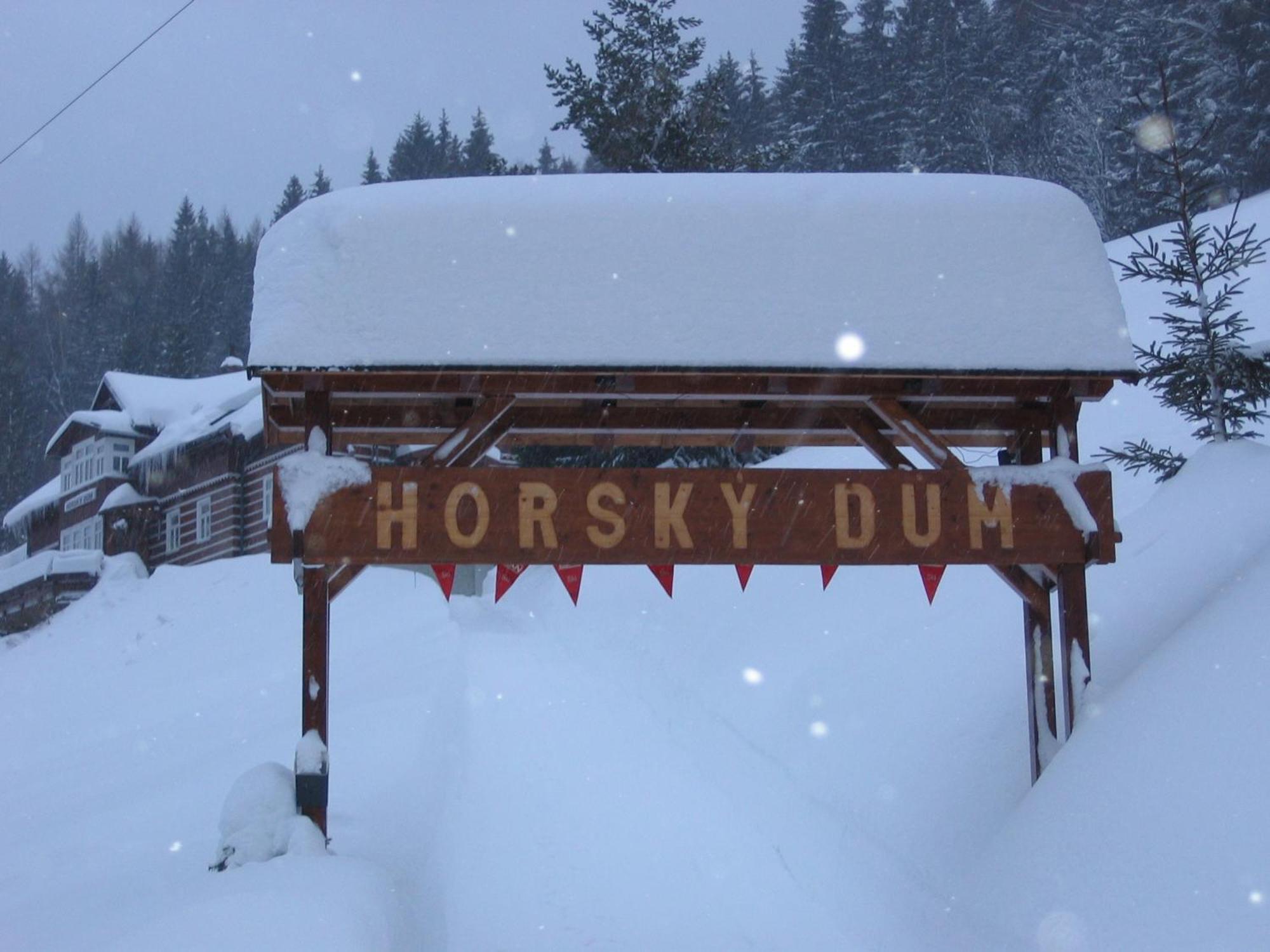 Horsky Dum Hotel Pec pod Snezkou Luaran gambar